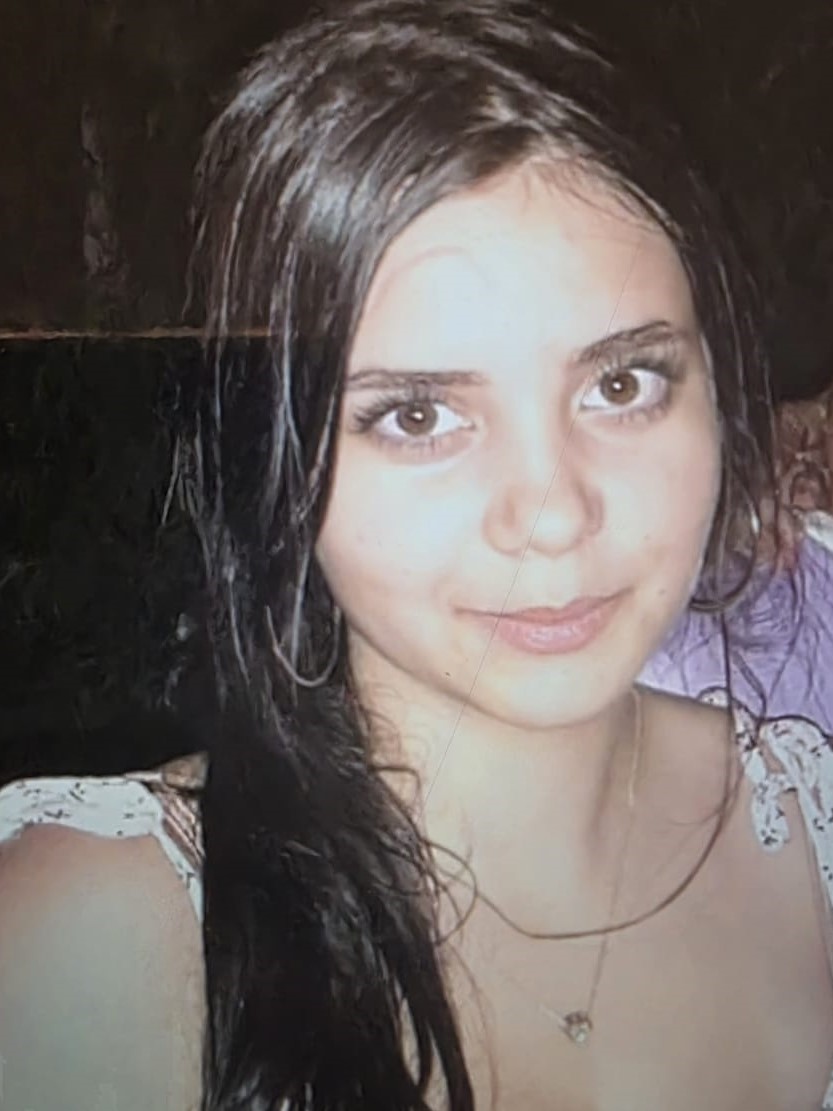 Escorte Sexy - Kurtea De Arges - Roscata discreta atenta la cerintele tale, ofer domnilor manierati companie si masaj terapeutic la domiciliul meu.  Ofer si cer seriozitate maxima, igiena garantata.  Detalii suplimentare la telefon. 