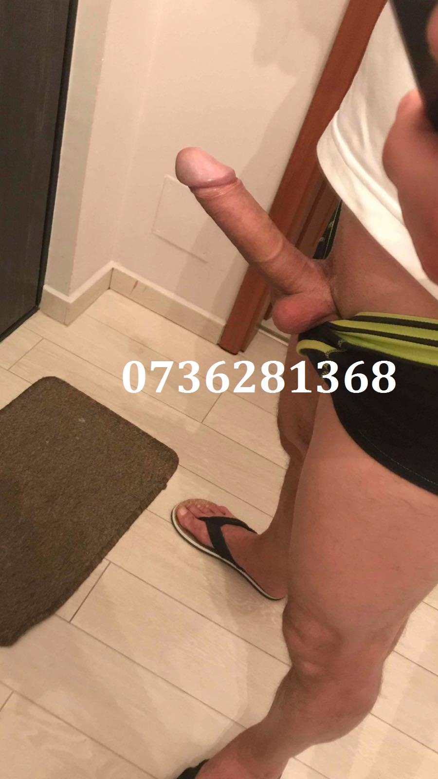 Escorte Sexy - Bucuresti - : Salut.  Sunt Alex un barbat potent foarte serios si de încredere ce-?i poate oferii clipe unice nu promisiuni cum fsac mul?i mecanic.  Una spun la tel alta fac in realitate.  Daca teai saturat de pusi de culoare neagra de se dau turci si tea fraierit ori de cite ori ai decis sa mergi la iei, Nu ezita sa ma contactezi .  Sunt român 100%