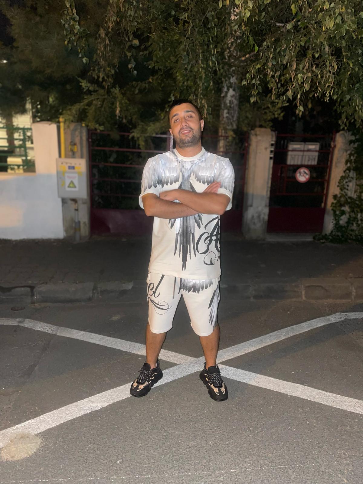 Bucuresti - Escorta Sexy - Salut sunt tân?r activ a?i pot oferi masaj de relaxare mai multe detalii pe wapp sau la telefon