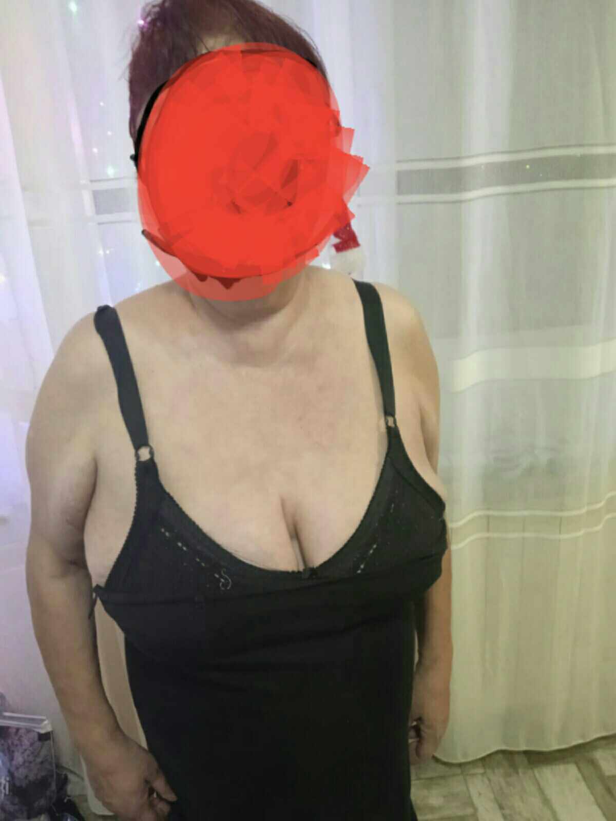 Escorta Sex - Matura ofer servici de calitate și un mic masaj de relaxare contra cost domnilor manierați detalii watap - Telefon: 0728062097 
