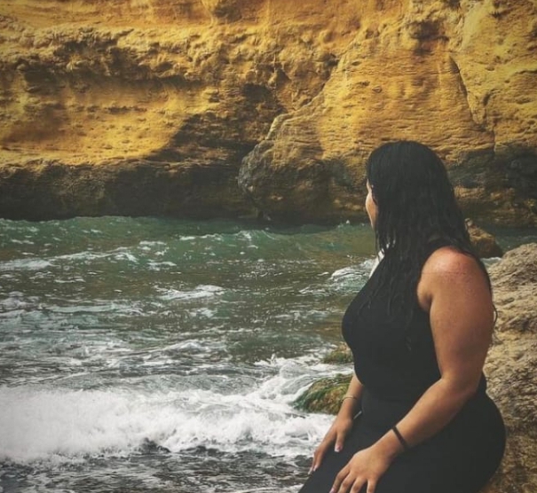 Escorta Sex - Escorta sexy si atenta la detalii te astept la mine domn serios sa-ti ofer cele mai bune servicii de companie, masaj de relaxare, body cu creme si uleiuri parfumate, esti un domn caruia ii place atmosfera atunci suna-ma, nu iti va parea rau.  Detalii la telefon.  - Telefon: 0734856866 