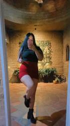 Escorte Sexy - Pitești - Escorta manierata am revenit.  Ofer companie si masaj terapeutic facut cu creme si uleiuri aromate domnilor manierati intr-o locatie discreta.  Locuri de parcare si ac.  Detalii la telefon. 