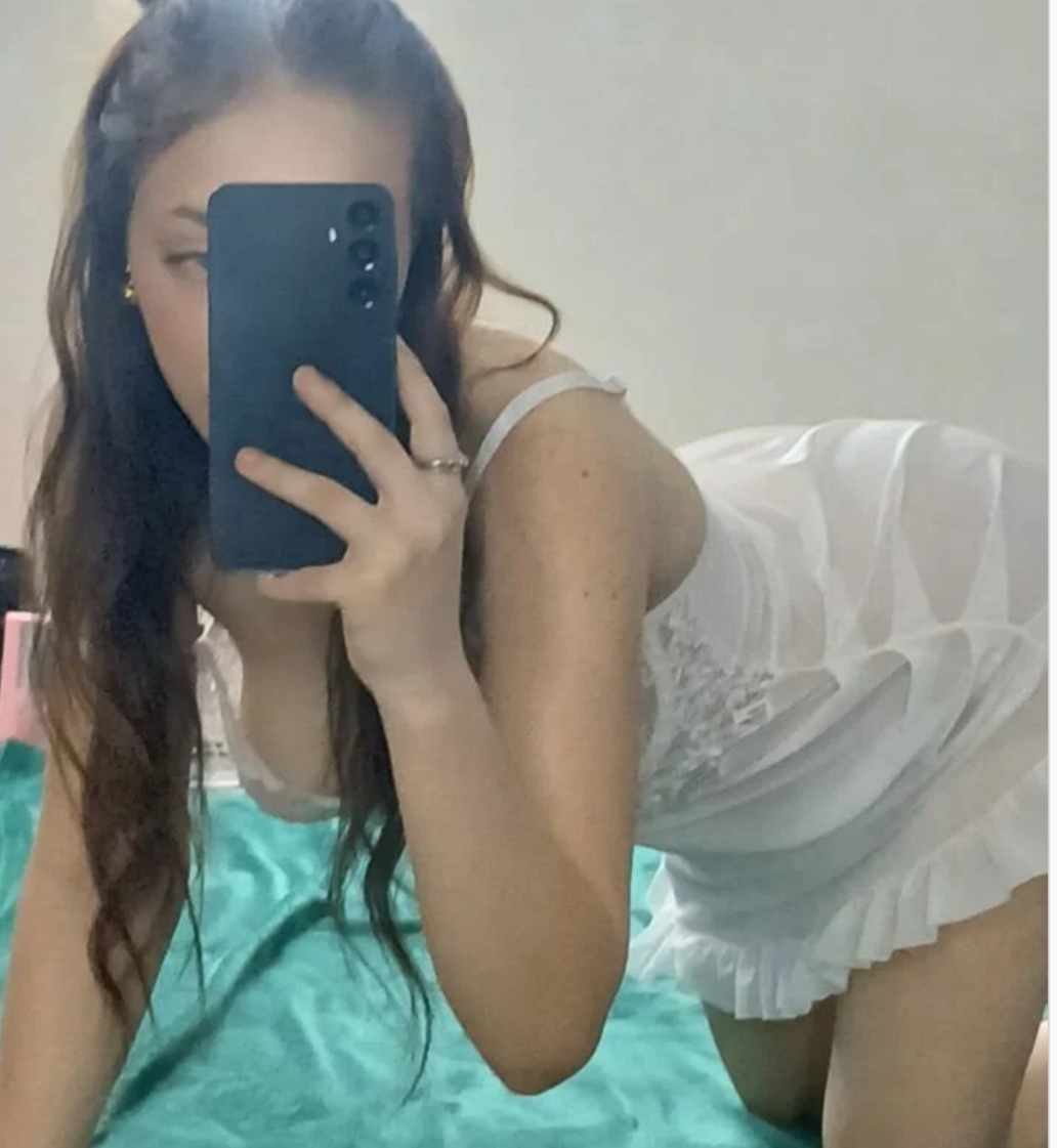 Escorte Sexy - Constanța - Toată Tara - Sunt Ana, si vocea mea știe să spună lucrurile care te fac să zâmbești și să te gândești la mine toată noaptea.  Sună-mă la Nr 0906 120 116 – doar ( 1.  7€/apel fără TVA) .  sau trimite text - PLĂCERE - la 1523 – doar( 1.  5€/SMS fără TVA).  Sună-mă și descoperă ce se ascunde dincolo de șoapte /