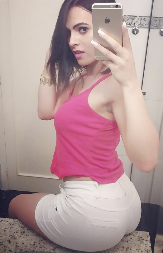 Bucuresti - Escorta Sexy - TRANSEXUALA autohtona;Activa-Pasiva.  Ofer oral Deep, Anal hard si penetrare in gat cu finalizare orala sau faciala, Poz 69.  Te astept in patul meu cald sa te uimesc cu un oral adanc umed si incitant, sa savurez fiecare cm al corpului tau, sa simti pasiunea si extazul alaturi de o curva facuta doar pentru a te duce pe culmile extazului Cer si ofer seriozitate si discretie maxima doar adultilor! Suna-ma si nu vei regreta! Tel 0906-760-880 (1, 9 eur/min)fara tva sau discreti putem stabilii detaliile prin sms la nr 1580 (1, 5 eur/sms) fara tva, numai sa trimiti textul ESCORT TRANNY ca eu sa iti raspund direct si la obiect!