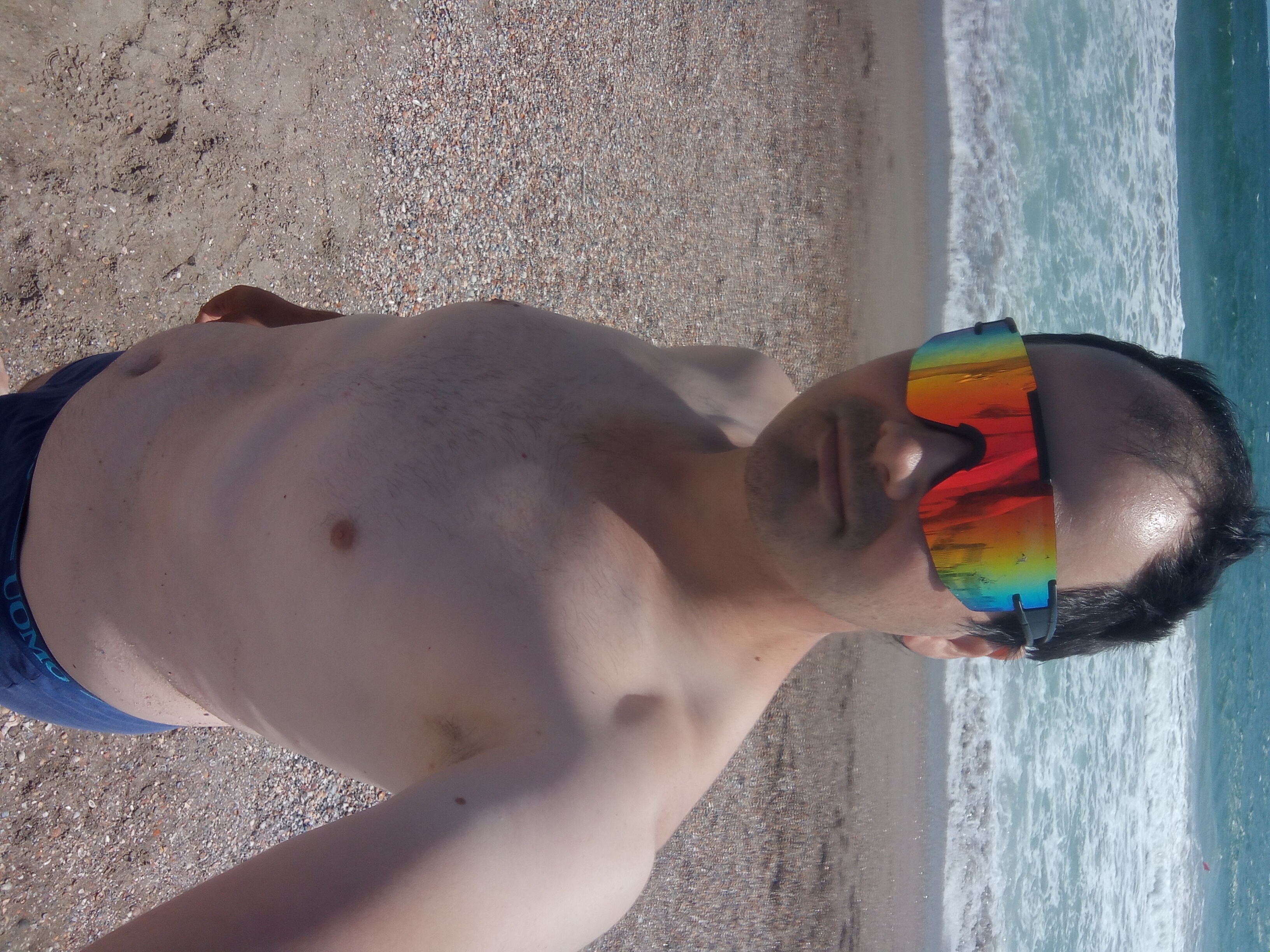 Galați - Escorta Sexy - Eu sunt Marian din Tudor Vladimirescu jude?ul Gala?i sunt doar activ ?i sunt în c?utarea unui pasiv care s? îmi fac? toate pl?cerile doresc sa te pun în genunchi ?i s? te ?in cu mâinile de cap ?i s? o sugi adânc cu tot cu sperm? ?i când este culcat? îmi place s? te pun capr? ?i te fut adânc în cur ce-i care au drum spre Gala?i ?i vre?i s? o facem eu nu am loc trebuie sa luam o camer? undeva s? o facem toat? ziua ?i noaptea a?tept mesaje pe WhatsApp sau la telefon