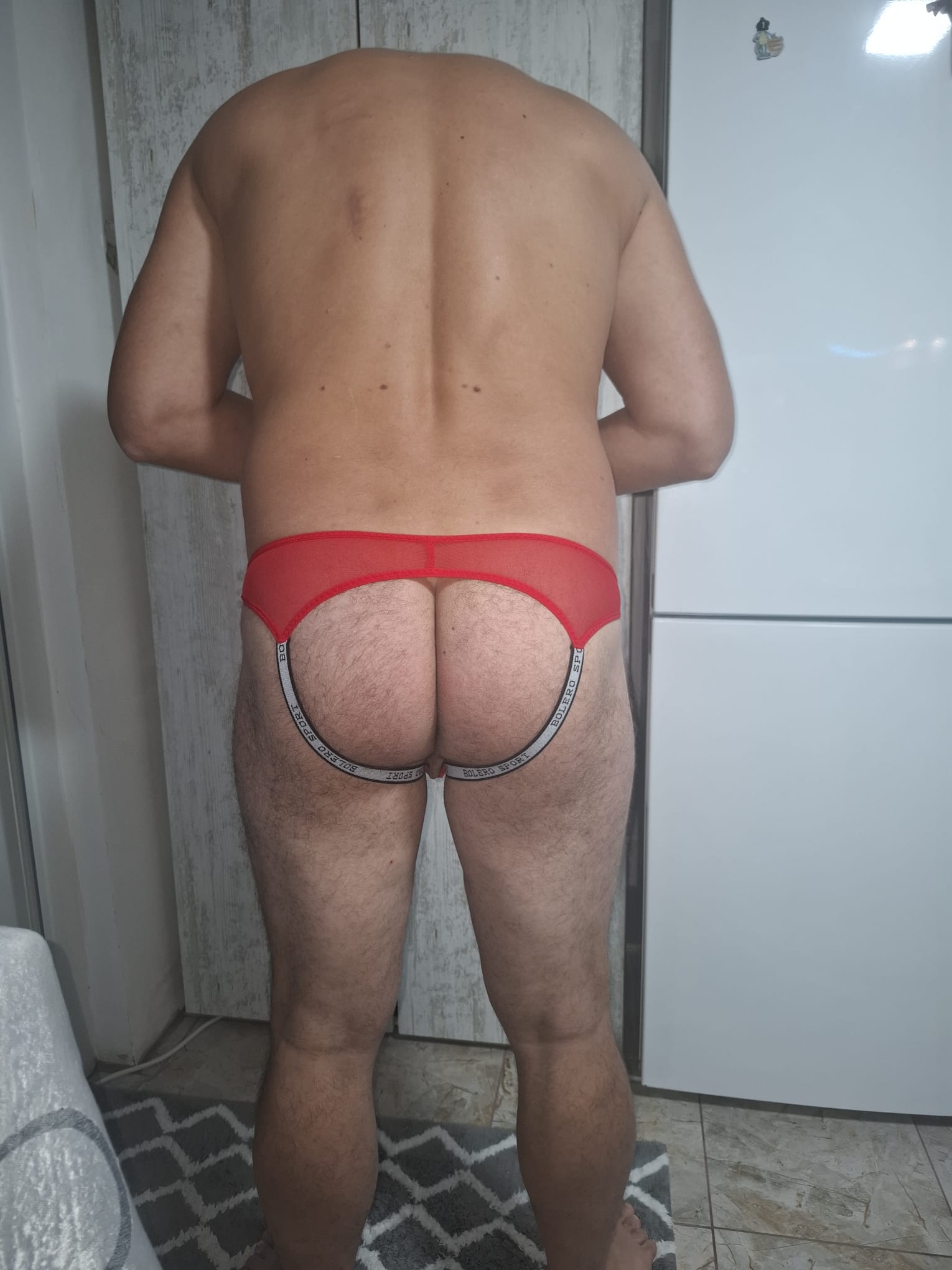 Escorte Sexy - Buzau - Va sall sunt si pasiv sunt si activ care sunteti in teresanti suna?i-m? sau mesj pe whatapp totul contra cost