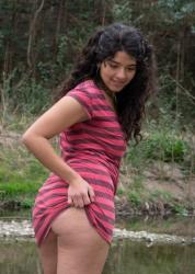 Bucuresti - Escorta Sexy - Doamna matura singură 37 ani păr pubian jucării strapon vibrator bici fac ședință dominare lang piata trapezului