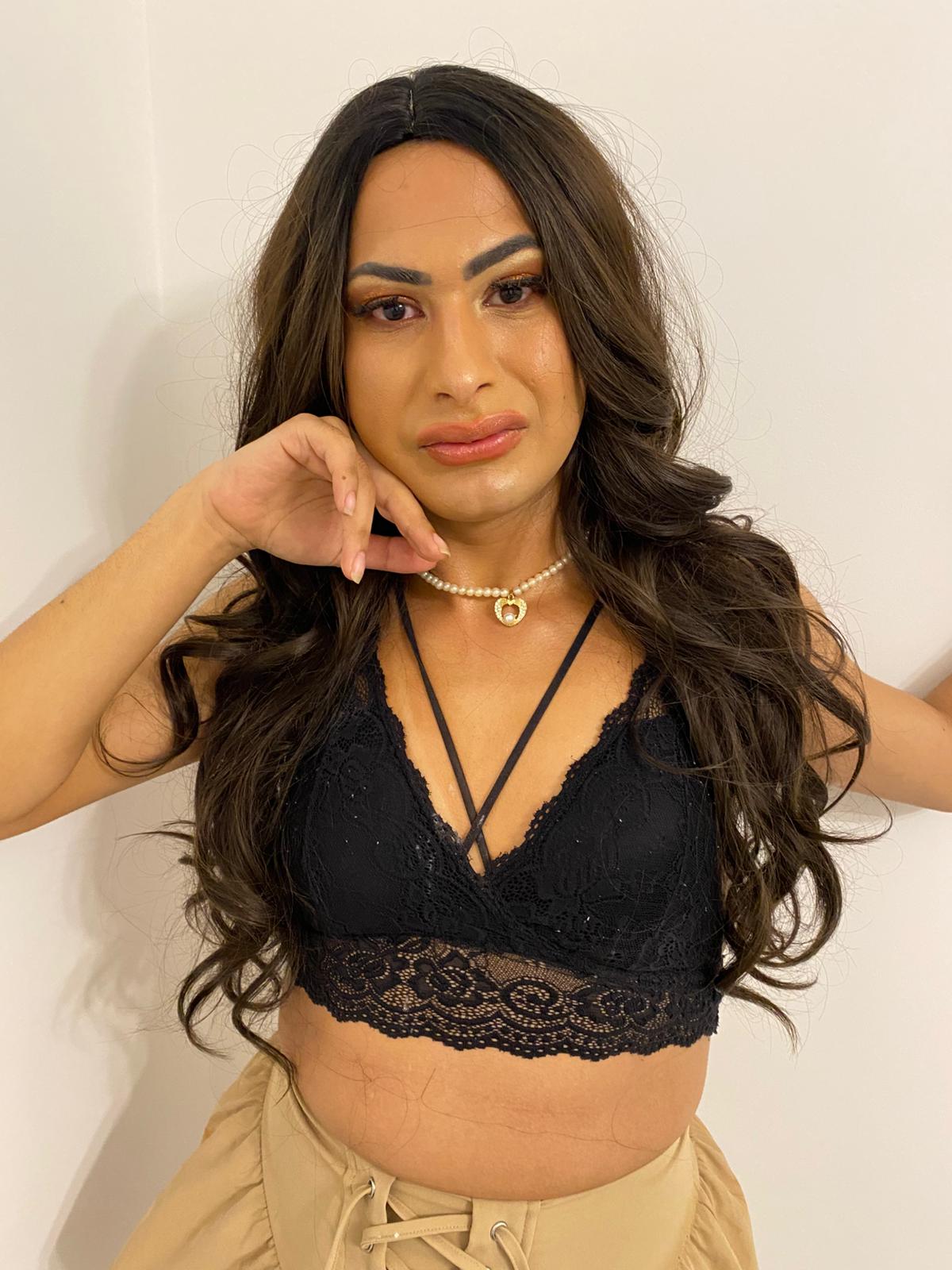 Escorte Sexy - Bucuresti - Bun? sunt ynnes noua în ora?ul t?u o tipa plina de viata deschisa în privin?a fanteziilor tale ?in sa men?ionez ca sunt TRANSEXUALA SUB TRATATEMNT HORMONAL dac?, cau?i ceva nou ?i vrei o experienta pe care sigur nu o vei uita nu ezita sa îmi folose?ti num?rul de telefon pentru mai multe detalii