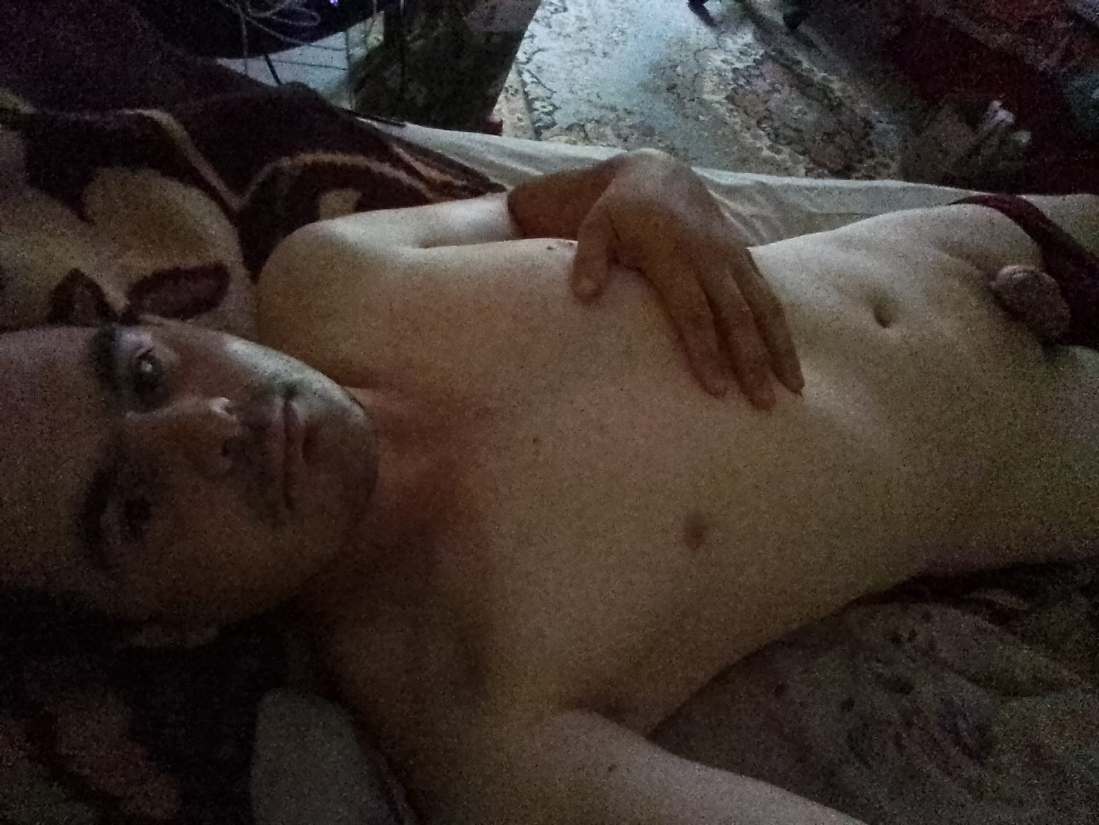 Galați - Escorta Sexy - Eu sunt Marian din Tudor Vladimirescu jude?ul Gala?i sunt doar activ ?i sunt în c?utarea unui pasiv care s? îmi faci toate pl?cerile doresc persoane serioase cei care doresc s? o facem cu adev?rat a?tept mesaje pe WhatsApp sau la telefon