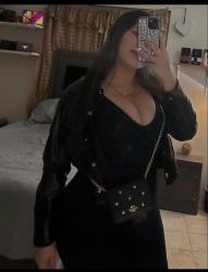 Escorte Sexy - Pitesti - Escorta manierata am revenit.  Ofer companie si masaj terapeutic facut cu creme si uleiuri aromate domnilor manierati intr-o locatie discreta.  Locuri de parcare si ac.  Detalii la telefon. 