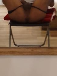 Bucuresti - Escorta Sexy - Escorta senzuala iti pot oferi companie, masaj de relaxare, intr-o ambianta placuta, clipe linistite la domiciliul meu sau al tau.  Astept domni seriosi si manierati.  Detalii la telefon