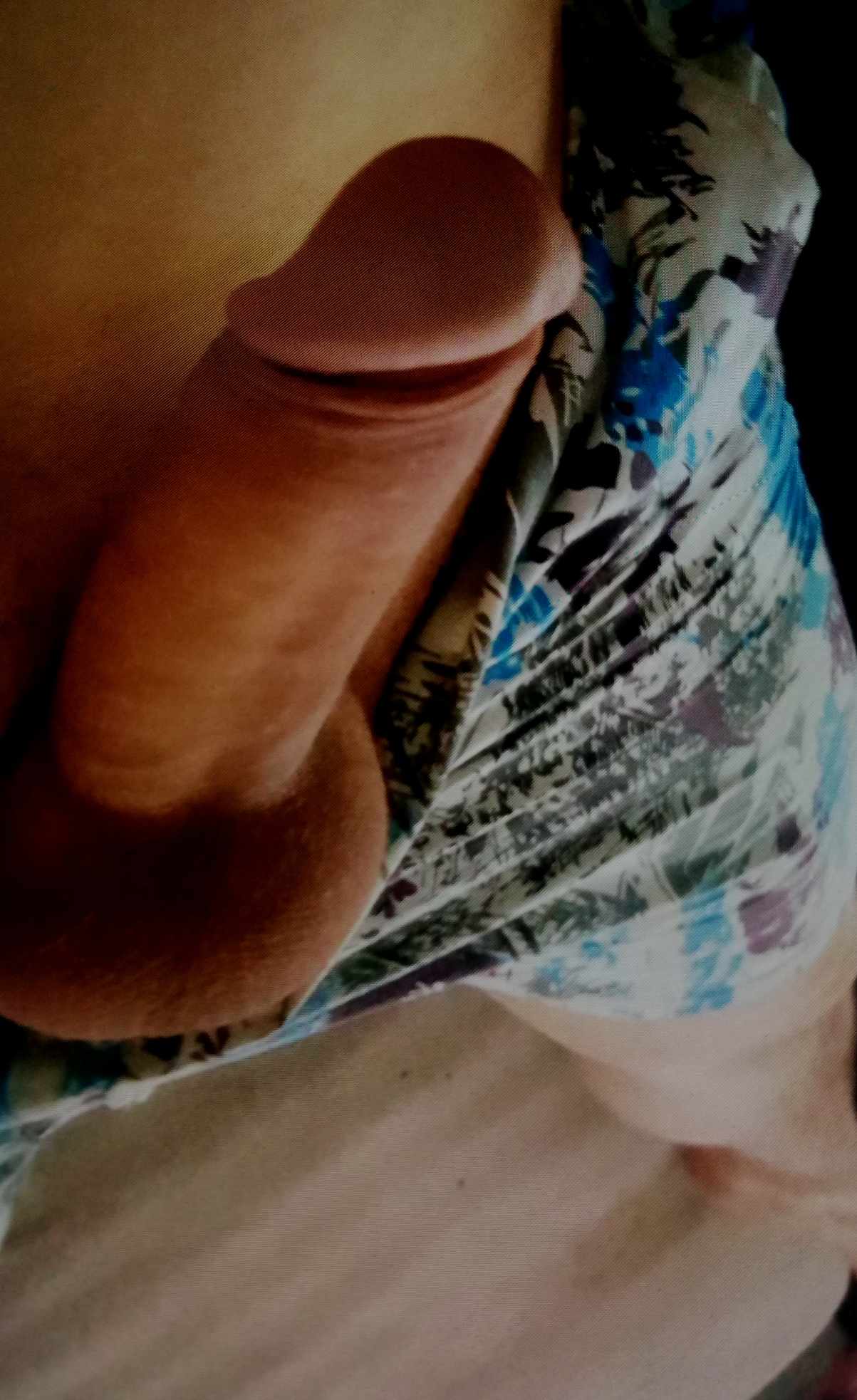 Bucuresti - Escorta Sexy - ACTIV  DOTAT OFER COMPANIE INTIM?  TOT CE TI PLACE ESTE POSIBIL INITIEZ SI INCEP?TORI  AI RELATIE OFER DISCRETIE SI PLACERE MAXIM?.  SUNA MA ACUM