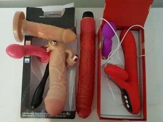 Bucuresti - Escorta Sexy - Maratonul fanteziilor femdom Esti gata sa spulberi lanturile unei vieti care nu te implineste? Sunt stapana Sanziana si te voi ghida pe calea eliberarii si dorintei, intr-o noua viata, o noua lume in care fanteziile tale devin realitate sub comanda mea si controlul meu seducator.  Transformarea ta si descatusarea celor mai profunde pofte ale tale incep si se termina cu mine.  Eu sunt alpha si omega pentru tine!  Numai cand imi vezi lingandu-mi buzele rosii  rezistenta ta in fata mea ti se naruie.  Miscarea soldurilor mele iti taie respiratia si o percepi ca pe o porunca de supunere a ta fata de mine.  Iti reconfigurez instinctele primare.  Te bag in colaps mental.   Picuri si te mangai cu mintea blocata si tintuita ca o gaza in insectar cand imi vezi pozele.  Te duc la limitele placerii si extazului, acolo unde nu ai sjuns niciodata pana acum.  Simti nevoia sa mi te predai complet de cum citesti aceste randuri.  Sunt deschisa la fantezii si abordez intreaga aria bdsm, kink, fetis.  Detin multe lenjerii, peruci, strapon si alte jucarii.  Poti veni la mine cu propriile lenjerii sau jucarii, inclusiv masuta pentru tortura bilelor, centura de castitate sau aparat de electrosocuri.  Suna-ma, daca doresti sa iti duc experientele erotice la un alt nivel, dincolo de  orice cenzura si prejudecati!