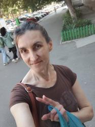 Escorte Sexy - Galați - Escorta matura iti pot oferi companie, , intr-o ambianta placuta, clipe linistite la domiciliul meu.  Astept domni seriosi si manierati.  Detalii la telefon