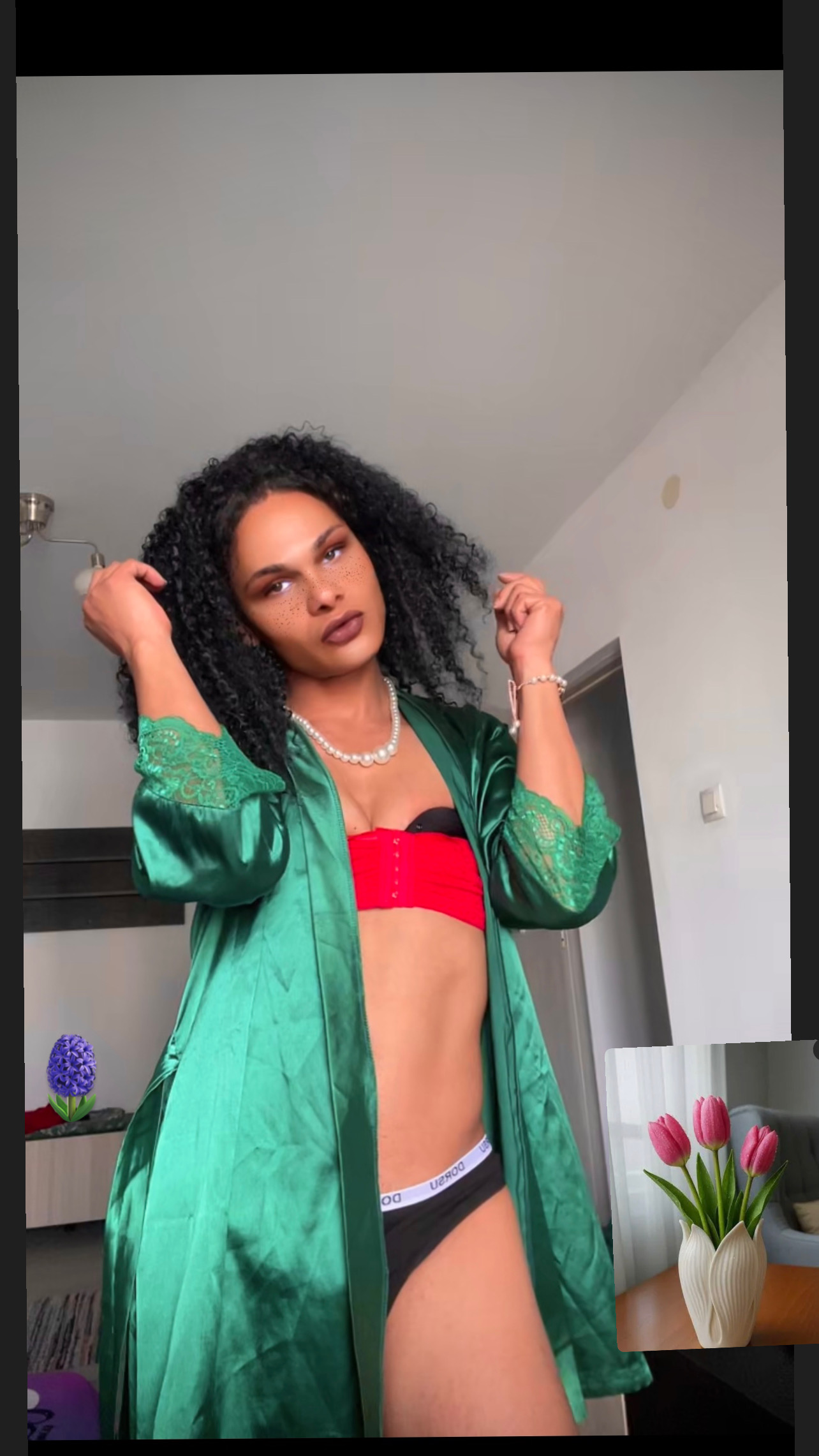 Escorte Sexy - Bucuresti - Mai multe detalii în aplica?ia WhatsApp