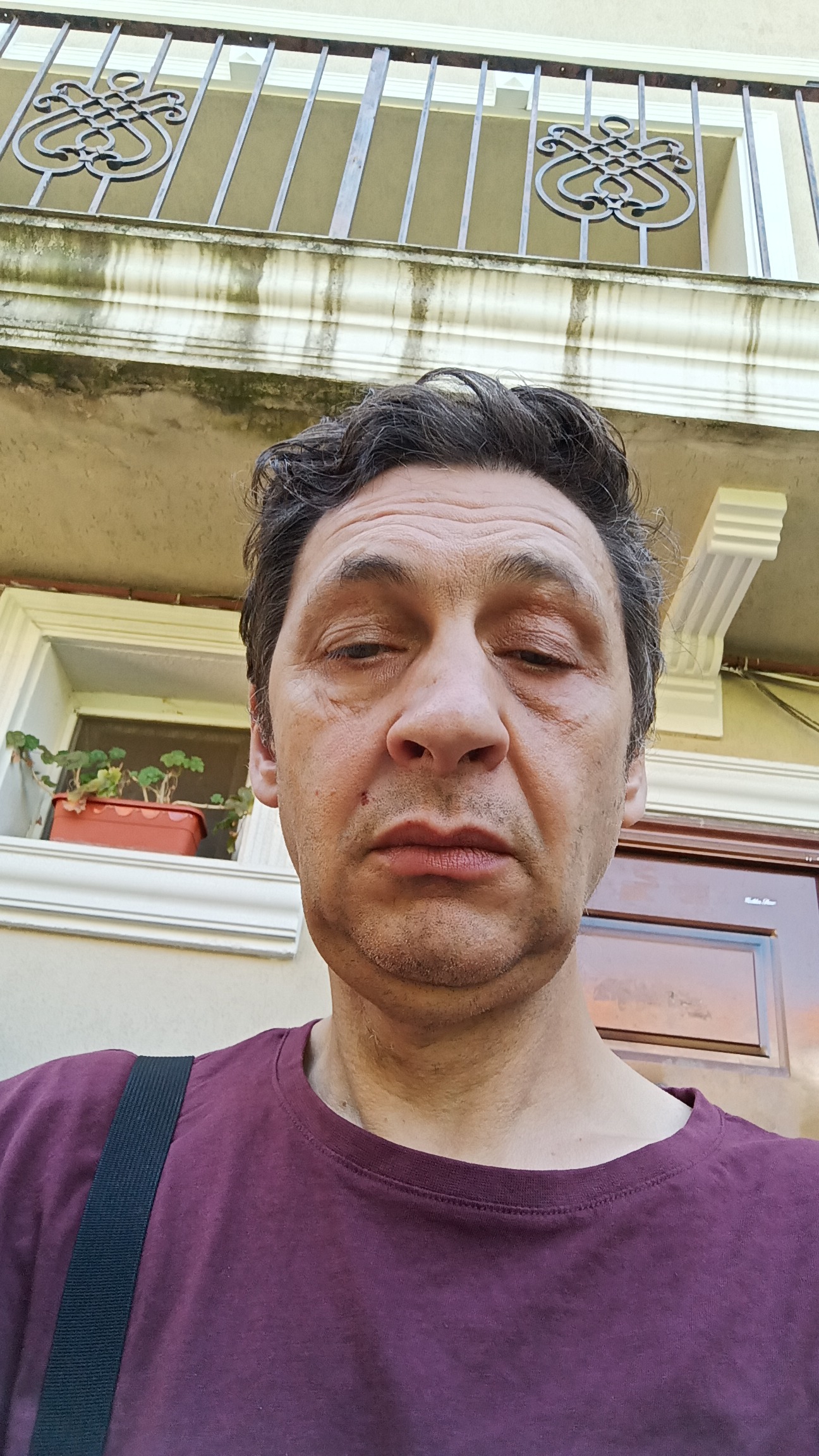 Escorte Sexy - Bucuresti - Escorta senzuala iti pot oferi companie, masaj de relaxare, intr-o ambianta placuta, clipe linistite la domiciliul meu sau al tau.  Astept domni seriosi si manierati.  Detalii la telefon