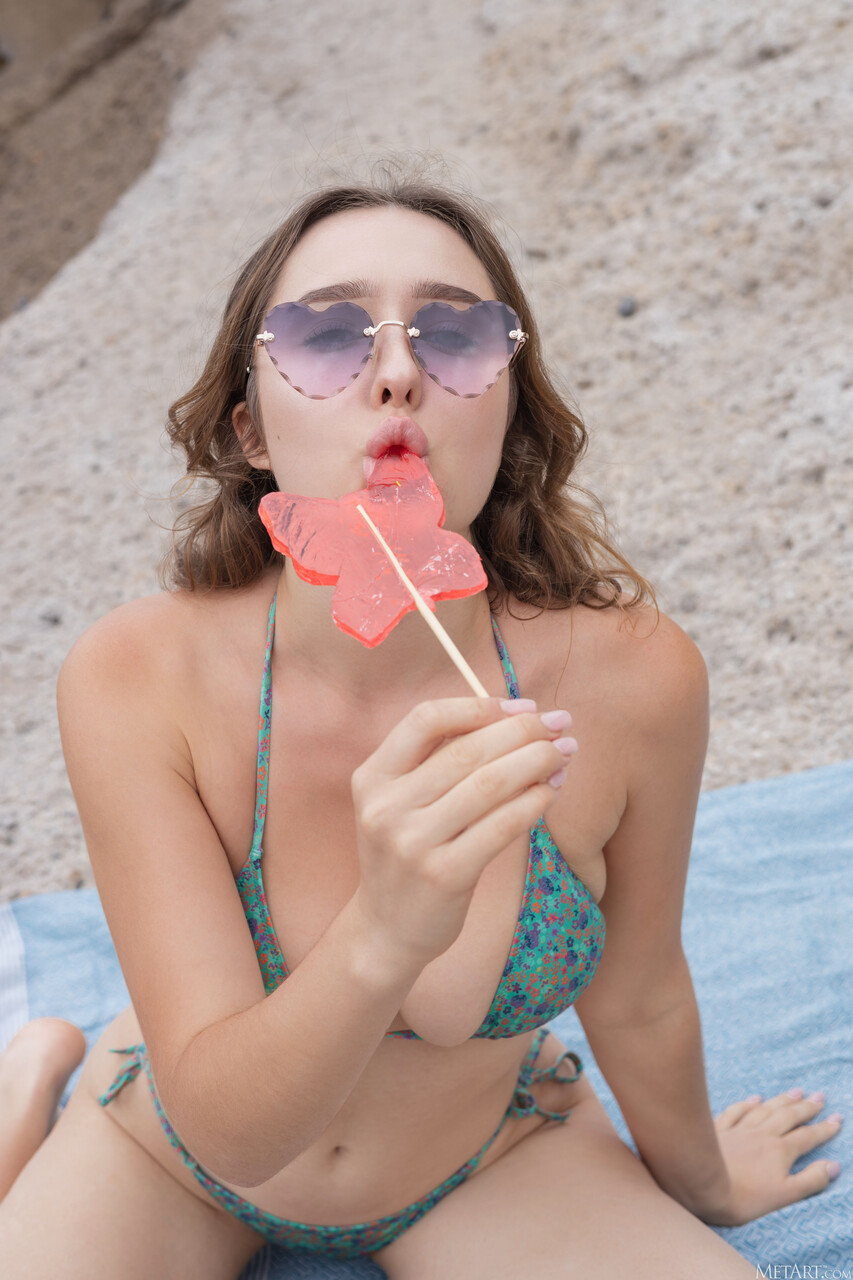 Escorte Sexy - Escortesexy-Chat-erotic - Gagicile misto de la Linia Fierbinte - DEZIREE - iti vor oferii de fiecare dată ceva uimitor.  Ele sunt pentru tine tot ceea ce tu ai nevoie.  Oferim bonusuri de care te poti bucura oricând.  Noi suntem formula perfectă pentru tine.  Tu contezi!