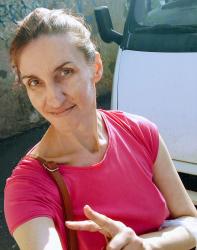 Galați - Escorta Sexy - Pt o relaxare contactează mă Galați poza reală Galați pt mai multe detalii contactează mă ofer companie