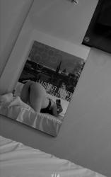 Pitesti - Escorta Sexy - Escorta senzuala iti pot oferi companie, masaj de relaxare, intr-o ambianta placuta, clipe linistite la domiciliul meu sau al tau.  Astept domni seriosi si manierati.  Detalii la telefon