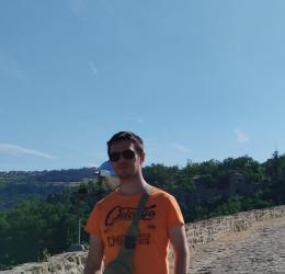 Constanta - Escorta Sexy - Gigolo discret pentru parteneră Constanța