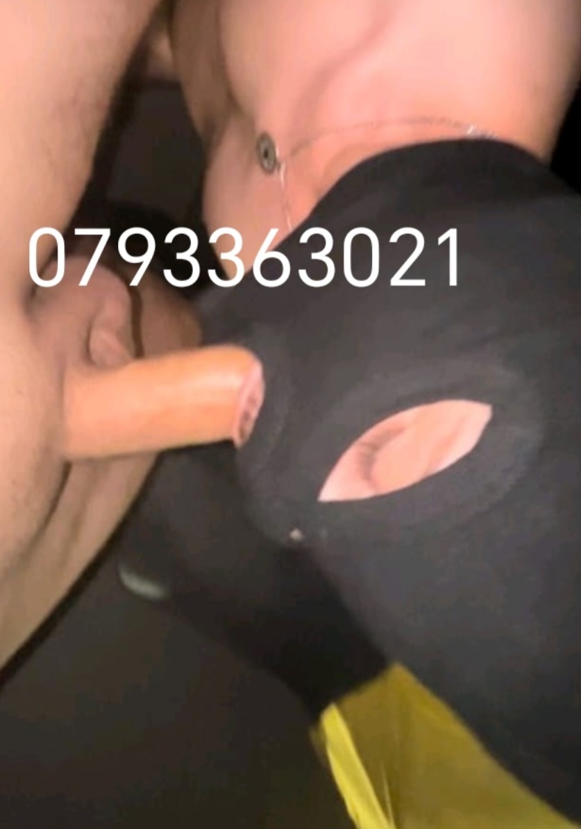 Bucuresti - Escorta Sexy - Tân?r gay bi dotat versatila cu loc de întâlnire