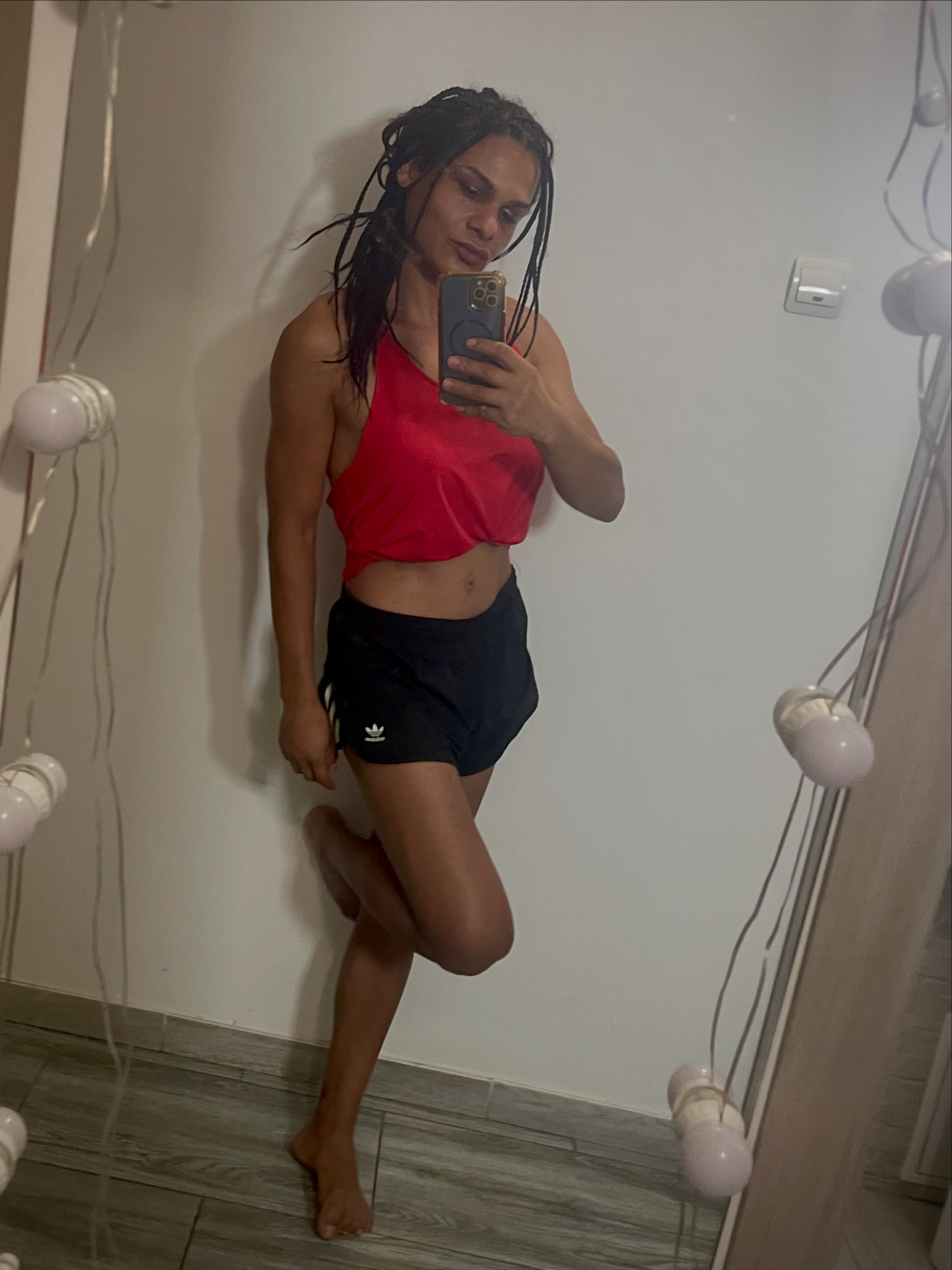 Bicuresti - Escorta Sexy - Pentru mai multe detalii doar în aplica?ia WhatsApp