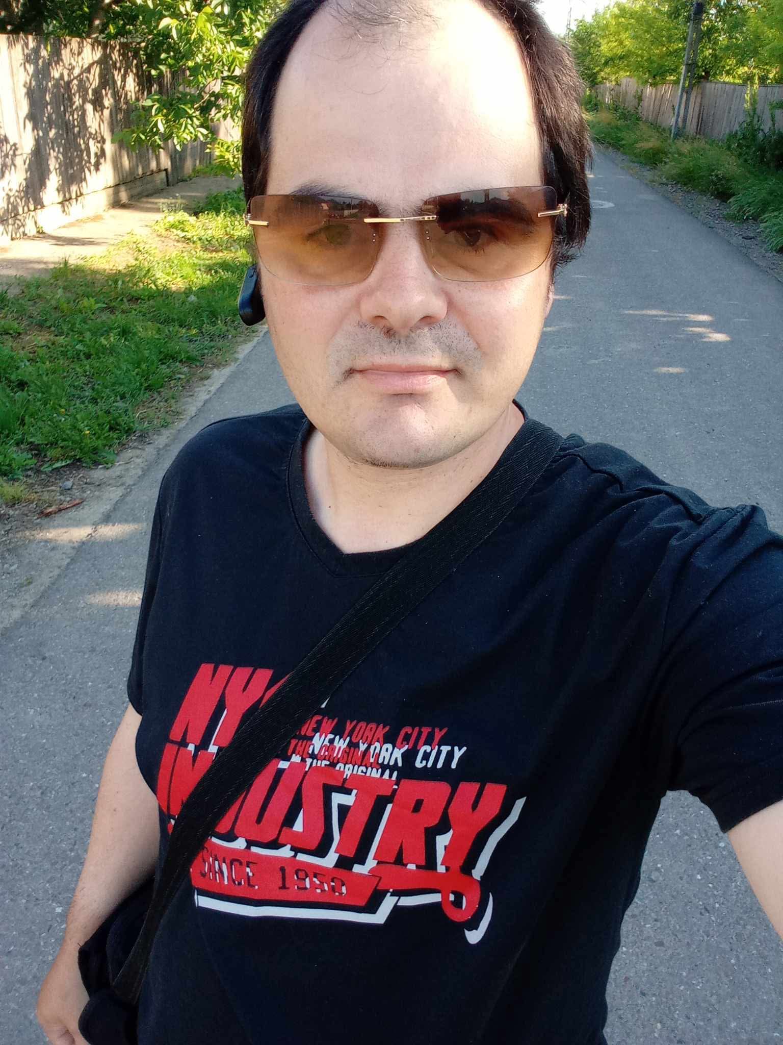 Galați - Escorta Sexy - Eu sunt Marian din Tudor Vladimirescu jude?ul Gala?i sunt doar activ îmi place s? o dau la supt îmi place s? te pun capr? s? te fut nu am loc ?i nici ma?in? nu am cine are drum spre Gala?i ?i vrea s? o facem cu adev?rat a?tept mesaje pe WhatsApp sau la telefon