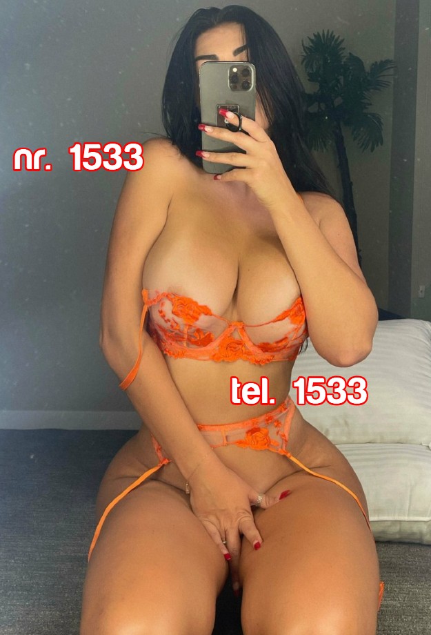 Bucuresti Toata Tara - Escorta Sexy - Vrei sa ne cunoasti? Suna la 1533 si cele mai dragutze fete iti vor satisface fanteziile; sau poti trimite sms tot la 1533 cu fantezia ta si imediat iti vom raspunde.  Cu noi placerea nu are limite! pt adulti! tarif 1, 5 eur/min/sms+tva. 