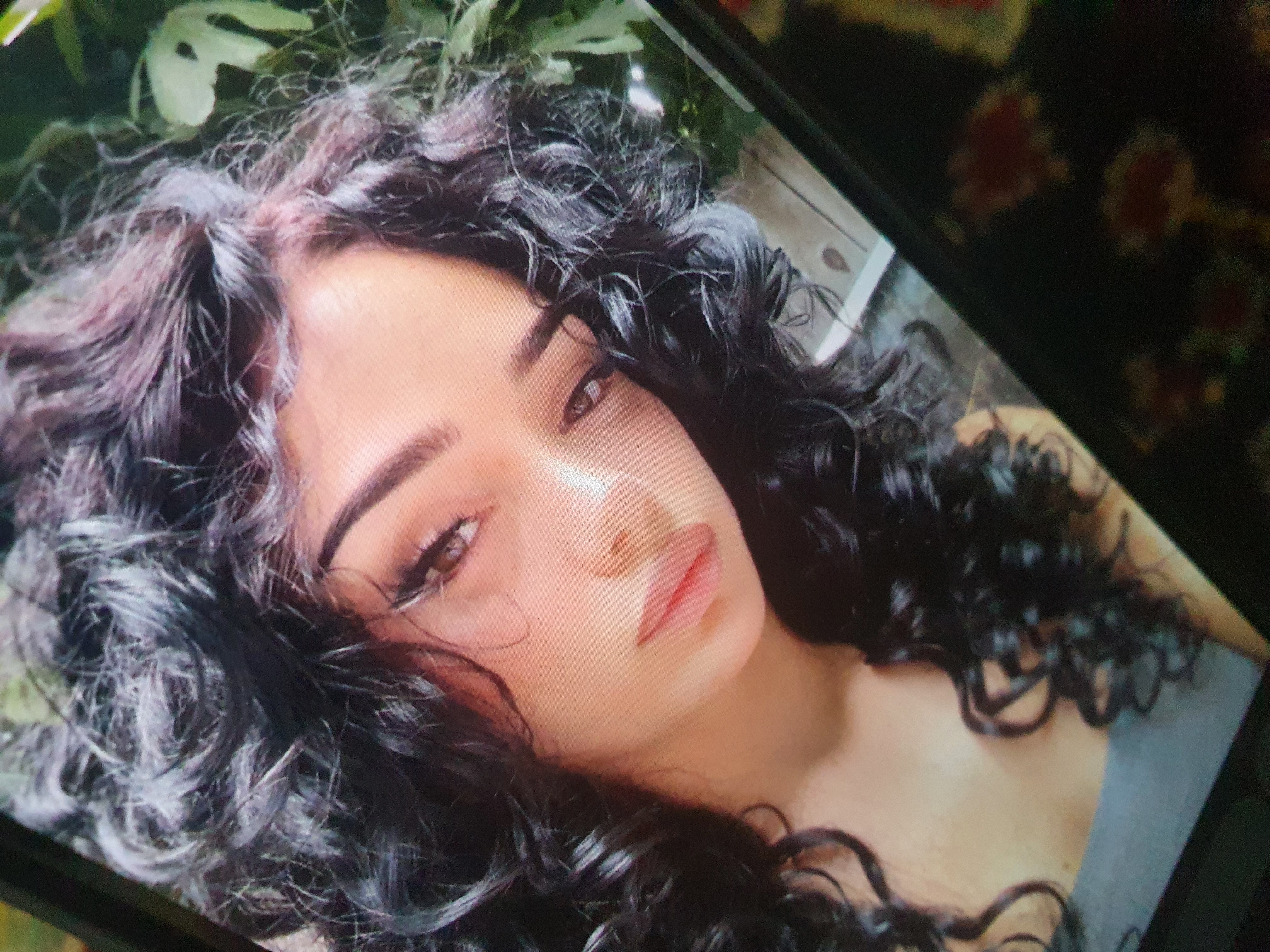 Escorte Sexy - Kurtea De Arges - Roscata discreta atenta la cerintele tale, ofer domnilor manierati companie si masaj terapeutic la domiciliul meu.  Ofer si cer seriozitate maxima, igiena garantata.  Detalii suplimentare la telefon. 