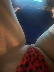 Bucuresti - Escorta Sexy - Bună iubitule! Aida mă numesc și sunt o fată tânără foarte sexy și cu mult bun simț ! Nu sunt genul care să te grăbească, așa că te invit să îți iei porția de relaxare într-o locație discretă și ușor accesibilă! Sunt o fată finuță și rafinată cu forme bine conturate, o fire veselă și prietenoasă în a cărei companii te vei destinde atât cât îți dorești.  Garantez revenirea pentru că îmi cunosc valoarea și calitățile așa că știu foarte bine ce am de făcut pentru a te face să te simți bine ! Ofer și masaj de relaxare într-o ambianță plăcută cu petale de trandafir și multă șampanie.  Cerințele unei întâlniri reușite sunt igiena, discreția și bunul simț din ambele părți.  Mai multe detalii îți pot oferi la telefon.  Primesc bărbații cu dotare peste medie doar cu confirmare îmi trimiți foto + video pe Whatsapp și discutăm  ! Pentru mai multe detalii sună-mă iar dacă dorești te fac și la telefon până termini în palmă sau toaletă /ghiuvetă.  Anunț valabil doar pentru bărbații serioși și cu bun simț fără miștocari, ordinari sau bețivani .  Mulțumesc! !
