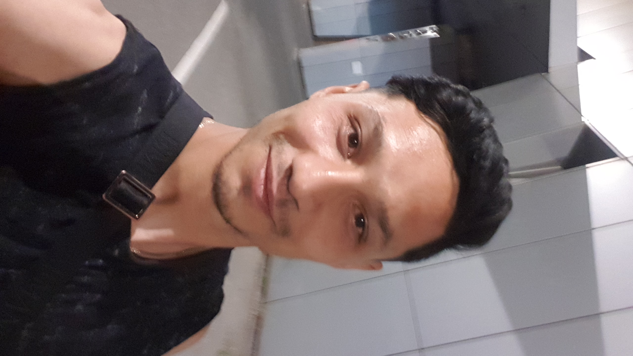 Escorte Sexy - Bucuresti - Escorta senzuala iti pot oferi companie, masaj de relaxare, intr-o ambianta placuta, clipe linistite la domiciliul meu sau al tau.  Astept domni seriosi si manierati.  Detalii la telefon