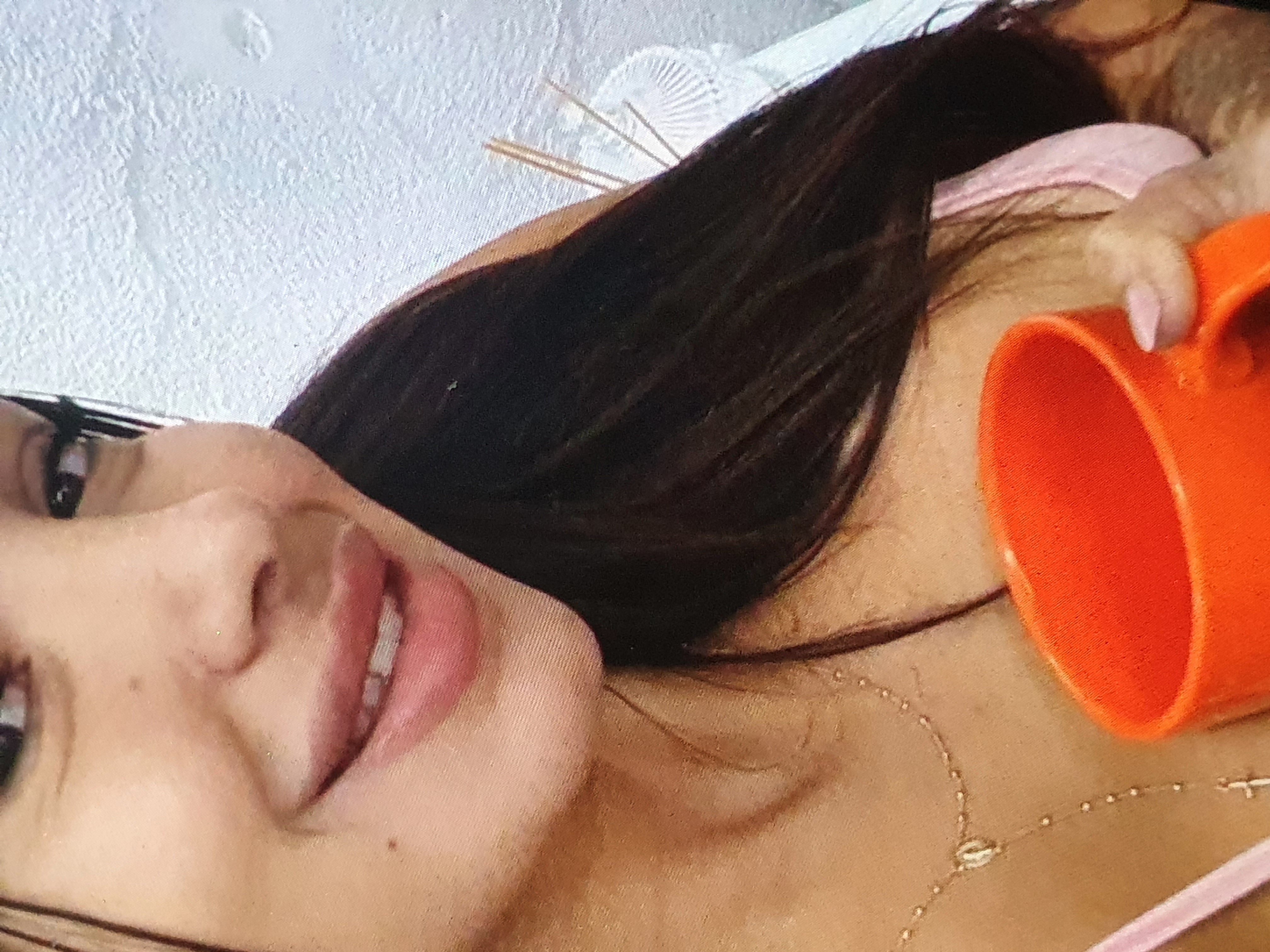 Escorte Sexy - Kurtea De Arges - Roscata discreta atenta la cerintele tale, ofer domnilor manierati companie si masaj terapeutic la domiciliul meu.  Ofer si cer seriozitate maxima, igiena garantata.  Detalii suplimentare la telefon. 