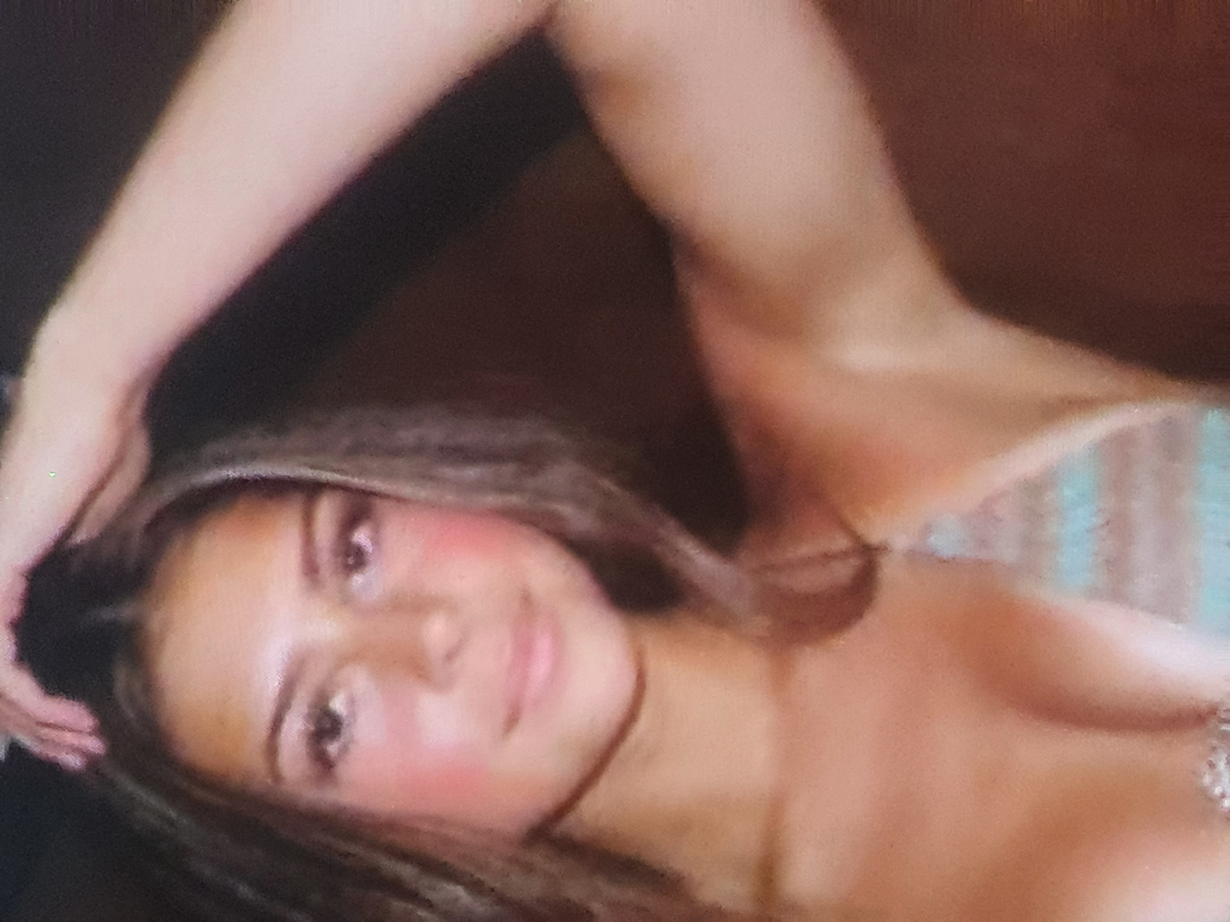 Escorte Sexy - Kurtea De Arges - Roscata discreta atenta la cerintele tale, ofer domnilor manierati companie si masaj terapeutic la domiciliul meu.  Ofer si cer seriozitate maxima, igiena garantata.  Detalii suplimentare la telefon. 