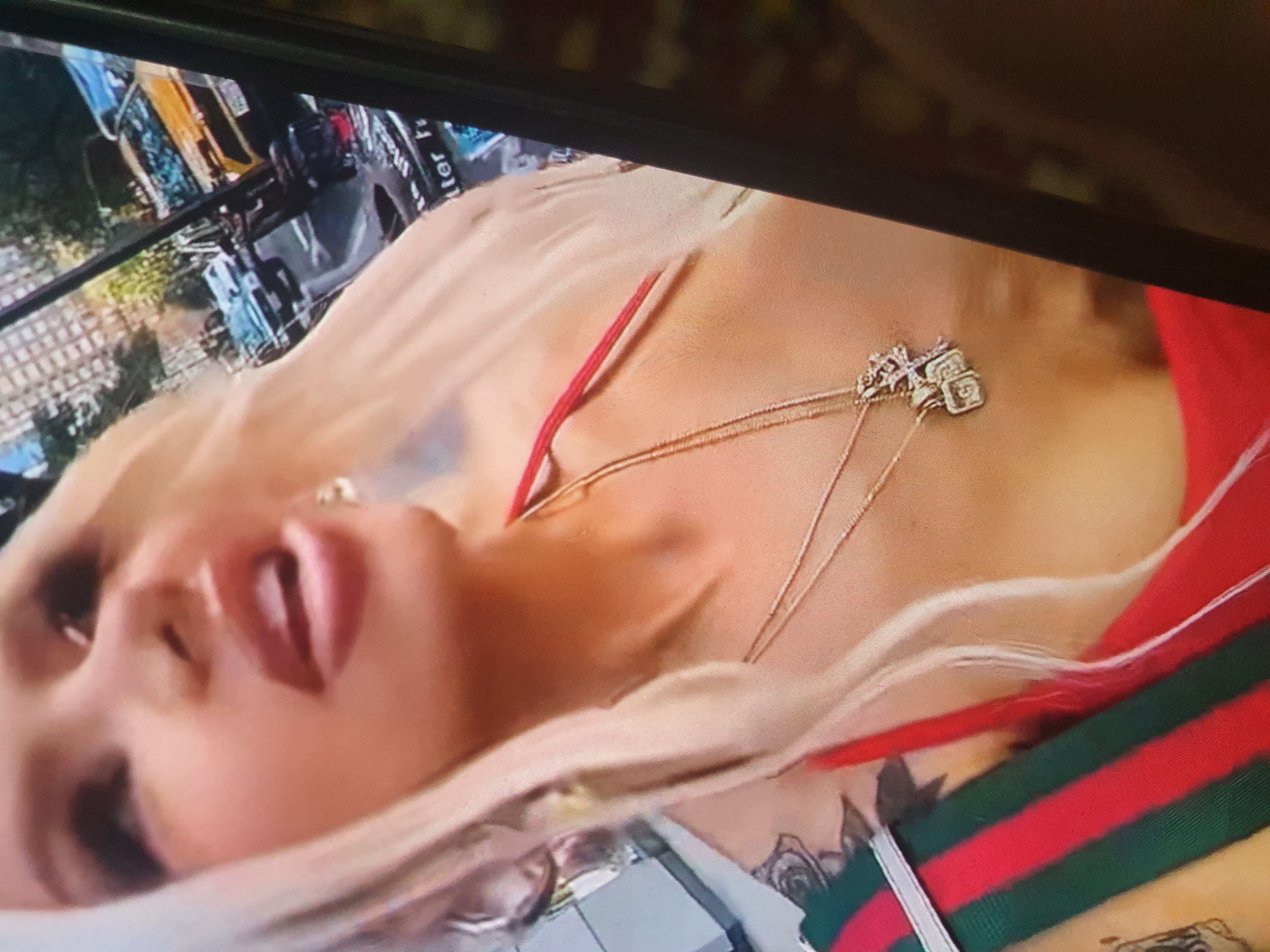 Escorte Sexy - Kurtea De Arges - Roscata discreta atenta la cerintele tale, ofer domnilor manierati companie si masaj terapeutic la domiciliul meu.  Ofer si cer seriozitate maxima, igiena garantata.  Detalii suplimentare la telefon. 