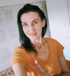 GALAȚI - Escorta Sexy - Pt o relaxare contactează mă folosesc și WhatsApp poza reală Galați ofer companie domnilor manierați higienă discreție și seriozitate maxima preț acceptabil poza reală Galați ofer seriozitate maxima doar tu și eu. 