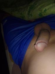 Escorte Sexy - Targoviste - Tnar singur pentru doamne si cupluri masaj relaxare sunt un tnar singur pentru doamne si cupluri curat discretie igiena dotat detali watap sau telefon