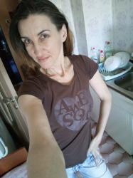 Escorte Sexy - Galați - Escorta matura iti pot oferi companie, intr-o ambianta placuta, clipe linistite la domiciliul meu .  Astept domni seriosi si manierati.  Detalii la telefon / WhatsApp