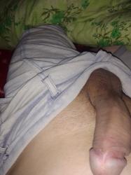 Escorte Sexy - Targoviste - Tnar singur pentru doamne si cupluri curat discretie igiena masaj de relaxare sunt un tnar singur pentru doamne si cupluri curat discretie igiena dotat detali watap sau telefon