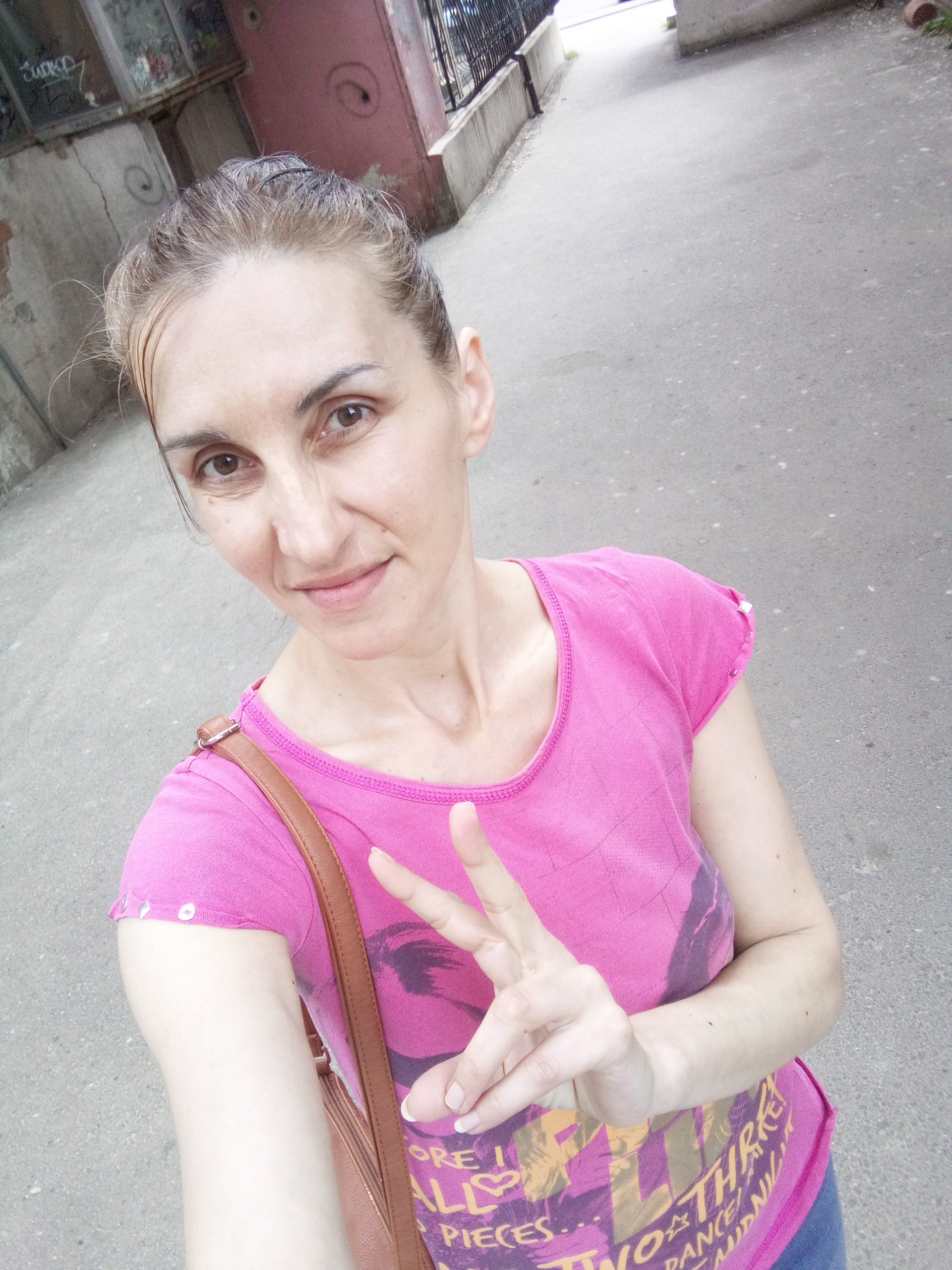 Escorta Sex - Pt o relaxare contactează mă folosesc și whatsap poza reală galati particular higienă discreție și seriozitate maxima poza reală galati doar tu și eu preț acceptabil.  Galați .  Particular.  100% reală.  - Telefon: 0759391074 
