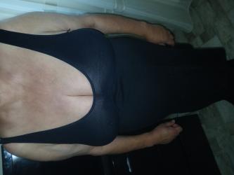 Bucuresti - Escorta Sexy - Doamna matura 57/1.  67/80kg ofer servici de calitate și un mic masaj domnilor generoși contra cost zona policlinica titan cei interesat aștept sms sau mesaj watap  va aștept cu drag pupici
