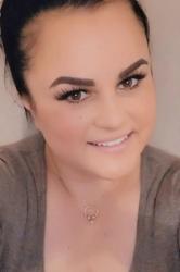 Cluj-Napoca - Escorta Sexy - Escorta bruneta reala, draguta si cu bun simt ofer companie, masaj terapeutic si masaj corporal de intretinere.  Prosoape curate, igiena.  Pt.  detalii in plus suna-ma.  Detalii la telefon. 