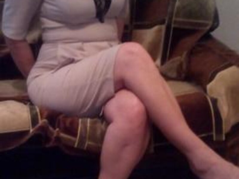 Escorta Sex - Escorta apetisanta, dulce si atenta cu tine, locuiesc singura, ofer masaj complet, garantez igiena si seriozitate, sunt o persoana sociabila, educata, ma adresez persoanelor cu bun simt, nu raspund la privat.  Detalii la telefon.  Poze reale - Telefon: 0734323084 
