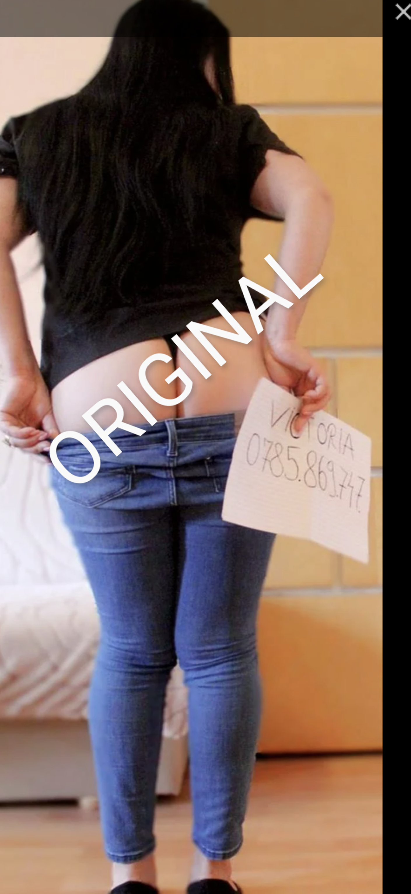 Escorta Sex - Top escorta bruneta titrata, cu experienta, o fire placuta, calma si rabdatoare ofer companie, masaj de relaxare si terapeutic in conditii de lux.  Detalii la telefon.  - Telefon: 0785869747 