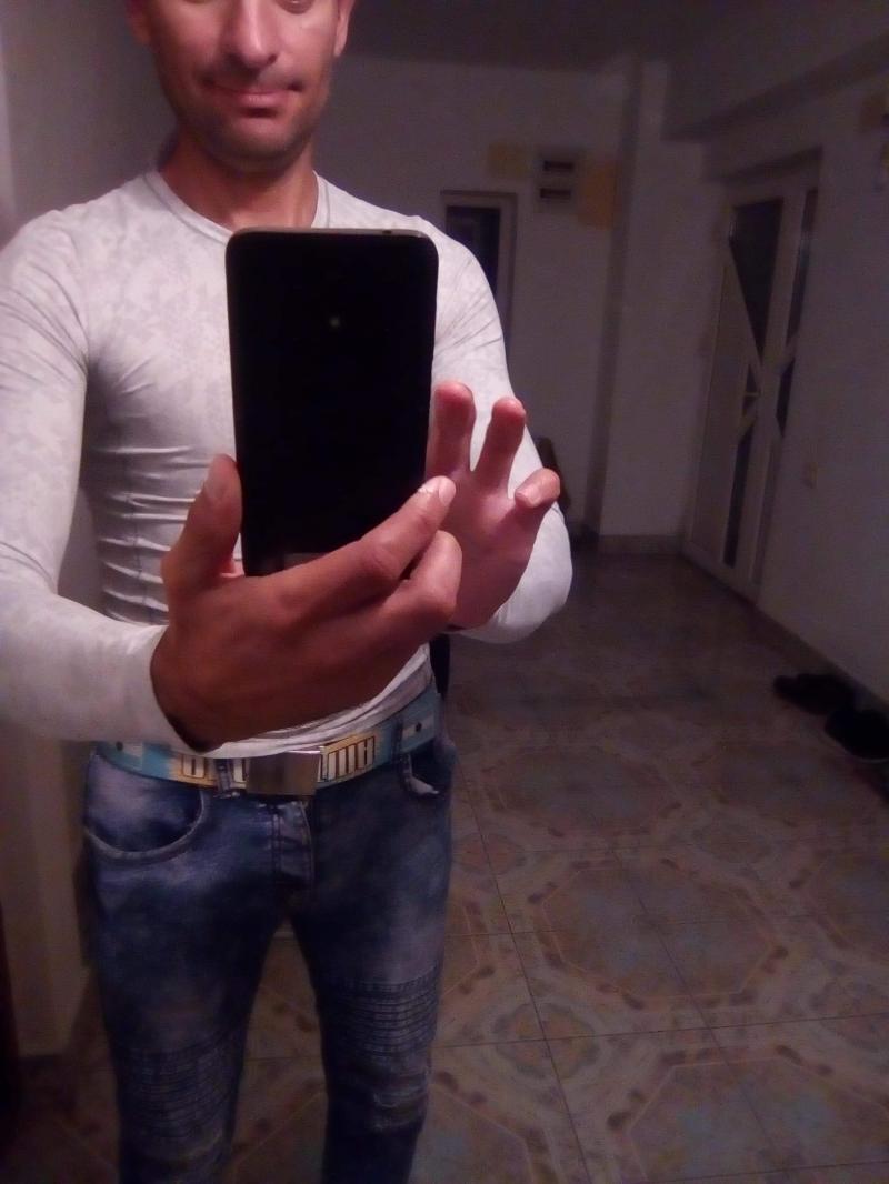 Escorta Sex - Buna esti o domna trecuta de 50 ani pana65ani ai fantezi nemplinite sa ti se dea limbi in pizda anus sa fi fututa in anus si nu numai discret .  sunt un barbat discret serios cu experenta .  astep sms pe watap.  sunt din constanta dar na pot si deplasa in alt oras doresc seriozitate.  - Telefon: 0721433218 