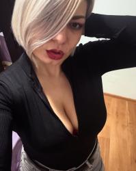 Brasov - Escorta Sexy - Sunt o milfa de 38 de ani, pregătită să te excit și să-ți îndeplinesc orice fantezie.  
Intră pe OnlyFans: maya2023rebel – toți abonații noi primesc un video gratuit de 3 minute.  
Vrei ceva anume? Spune-mi și îți fac video exact cum îți place.  Nu mă opresc până nu ești satisfăcut. 