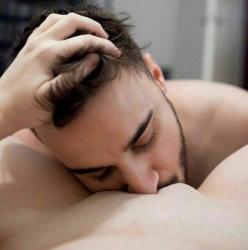 Escorte Sexy - București - Escorta senzuala iti pot oferi companie, suntem cuplu soț si soție vă așteptăm cu drag să vă descoperiți cele mai ascunse secrete si fantezii.  .  .  suntem  deschiși si naturali.  .  .  masaj de relaxare, intr-o ambianta placuta, clipe linistite la domiciliul meu sau al tau.  Astept domni seriosi si manierati.  Detalii la telefon