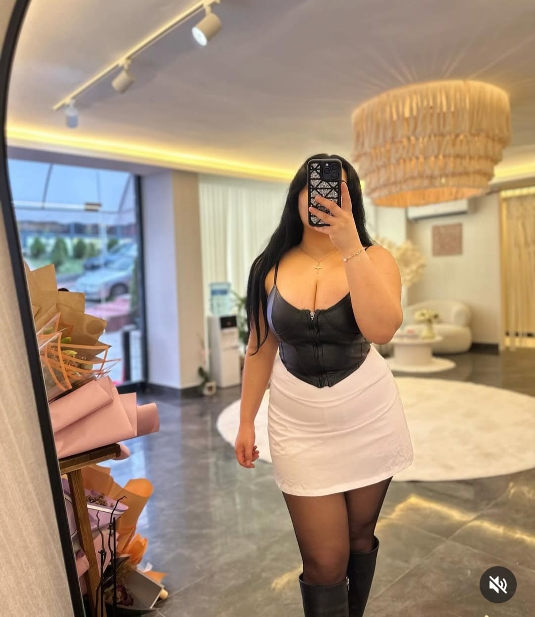 Escorta Sex - Escorta apetisanta, dulce si atenta cu tine, locuiesc singura, ofer masaj complet, garantez igiena si seriozitate, sunt o persoana sociabila, educata, ma adresez persoanelor cu bun simt, nu raspund la privat.  Detalii la telefon.  Poze reale - Telefon: 0741552756 