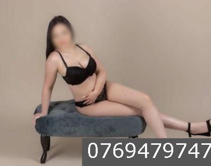 Escorta Sex - Escorta reala, senzuala si dulce iti pot oferi companie, masaj terapeutic profesional, tonifiere si intretinere corporala.  Detalii la telefon.  - Telefon: 0769479747 