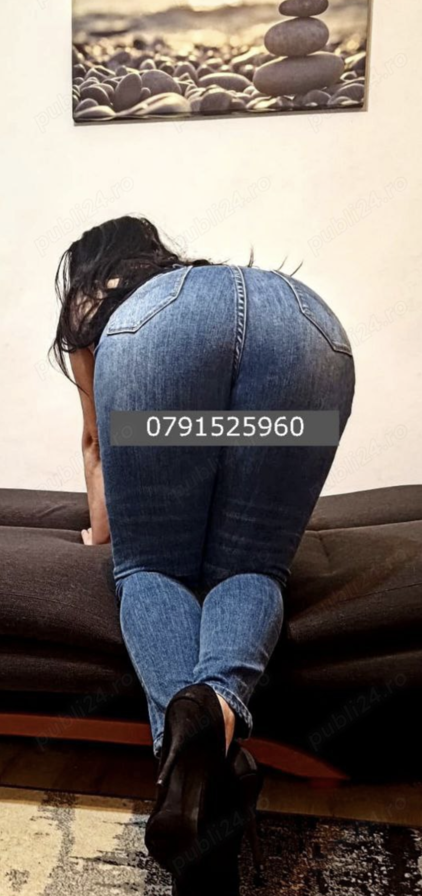 Escorta Sex - Escorta reala, senzuala si dulce iti pot oferi companie, masaj terapeutic profesional, tonifiere si intretinere corporala.  Detalii la telefon.  - Telefon: 0791525960 