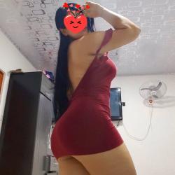 Pitești - Escorta Sexy - Buna , Ma numesc Roxana
Vizitează-mă si nu vei pleca dezamăgit de la mine.  
Bruneta dulce, cu mult bun simț și igienă maximă.  
Câteva calități de-ale mele sunt :
Elegantă, rafinată.  .  .  
Restul va las pe voi sa le descoperiți.  
Dacă și tu îți dorești un moment intim și de neuitat, atunci contactează-mă.  
Servicii de vis și de neuitat.  .  .  .  
Vă aștept pentru a vă convinge personal.  
Pentru mai multe detalii, suna-ma!
Dacă nu răspund, este posibil sa fiu ocupată si poți să revii cu un apel în circa 10 15 min.  Nu accept cu bile sau alte accesorii